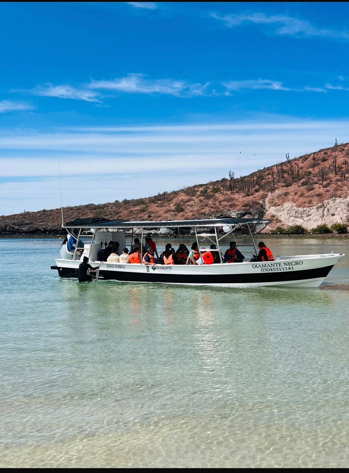 Panga colectiva del tour a Balandra e Isla Espíritu Santo